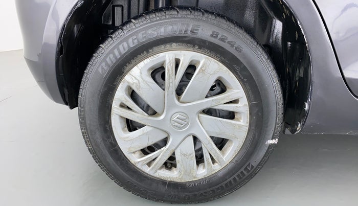 2015 Maruti Swift ZDI, Diesel, Manual, 53,717 km, Right Rear Wheel