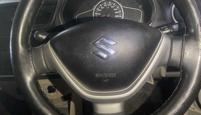 2019 Maruti Alto VXI, Petrol, Manual, 49,302 km, Steering wheel - Horn pad has minor damage