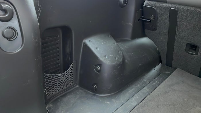 NISSAN X TERRA-Dicky /Boot Door Boot interior Scratch
