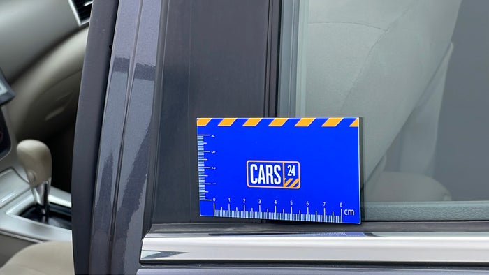 NISSAN SENTRA-Pillar LHS B Scratch