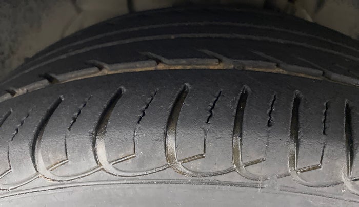 2018 Ford Ecosport 1.5TITANIUM TDCI, Diesel, Manual, 45,167 km, Left Front Tyre Tread