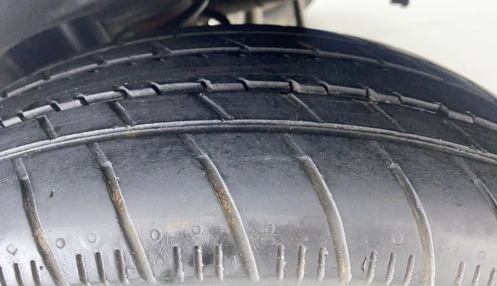 2017 Maruti Alto K10 VXI, Petrol, Manual, 16,846 km, Left Rear Tyre Tread