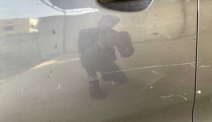 2014 Hyundai Eon ERA +, Petrol, Manual, 32,876 km, Front passenger door - Minor scratches