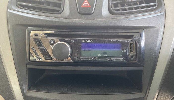 2014 Hyundai Eon ERA +, Petrol, Manual, 32,876 km, Infotainment system - AM/FM Radio - Not Working