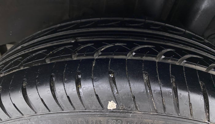 2015 Hyundai Elite i20 SPORTZ 1.2, Petrol, Manual, 69,055 km, Left Rear Tyre Tread