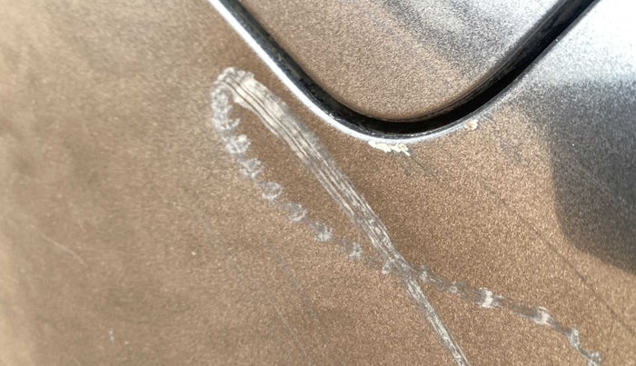 2014 Maruti Alto 800 LXI, Petrol, Manual, 40,350 km, Left quarter panel - Minor scratches