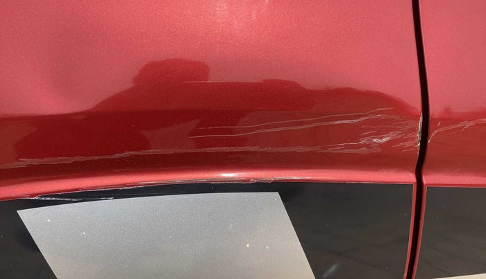 2018 Renault Kwid 1.0 RXT Opt, Petrol, Manual, 31,896 km, Right rear door - Minor scratches