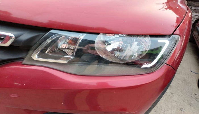 2018 Renault Kwid 1.0 RXT Opt, Petrol, Manual, 31,896 km, Left headlight - Minor scratches
