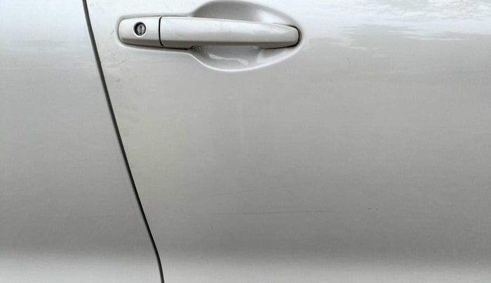 2018 Maruti Swift VXI, Petrol, Manual, 88,793 km, Driver-side door - Minor scratches