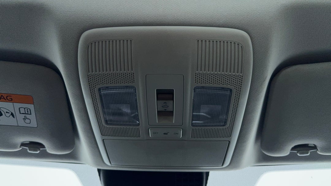 On-Roof Controls/Sunglass holder