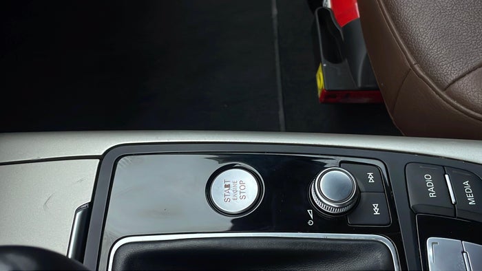 AUDI A6-Infotainment System Display Knob/Button broken
