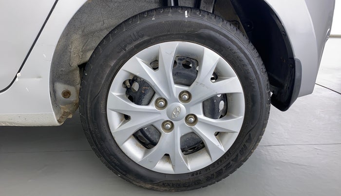 2014 Hyundai Grand i10 MAGNA 1.2 VTVT, Petrol, Manual, 25,771 km, Left Rear Wheel