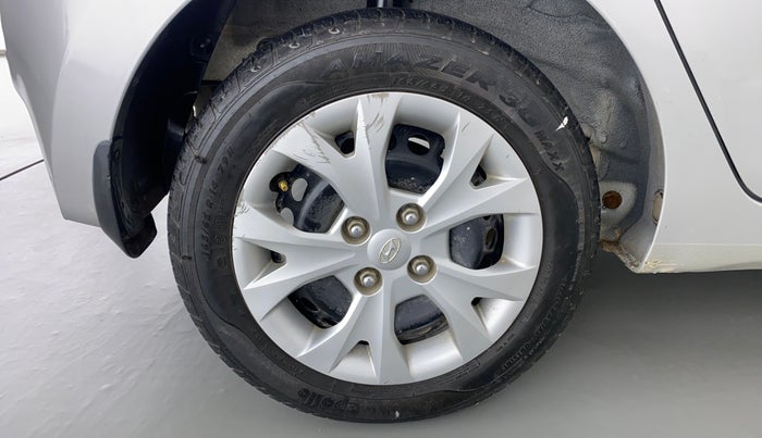 2014 Hyundai Grand i10 MAGNA 1.2 VTVT, Petrol, Manual, 25,771 km, Right Rear Wheel
