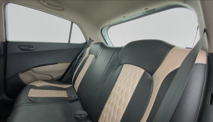 2014 Hyundai Grand i10 MAGNA 1.2 VTVT, Petrol, Manual, 25,771 km, Right Side Rear Door Cabin