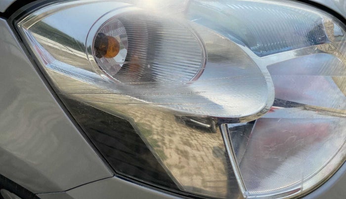 2015 Maruti Wagon R 1.0 VXI, Petrol, Manual, 37,835 km, Right headlight - Minor scratches