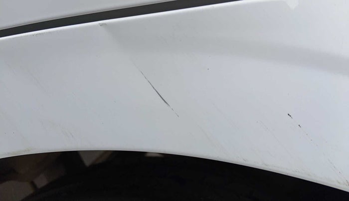 2021 Hyundai NEW I20 SPORTZ 1.2 MT, Petrol, Manual, 31,655 km, Left quarter panel - Minor scratches