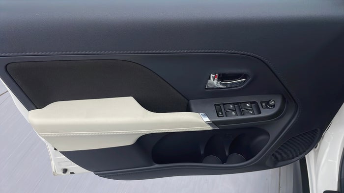 TOYOTA RUSH-Driver Side Door Panels Controls
