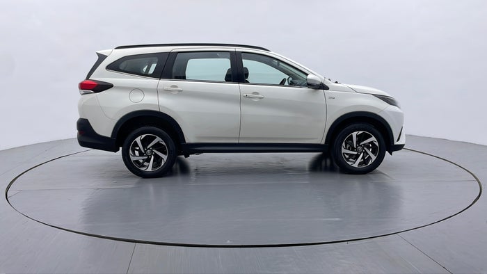 TOYOTA RUSH-Right Side View