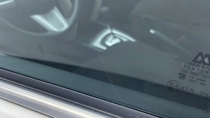 TOYOTA RUSH-Window Glass / Quarter Glass LHS Front Scratch