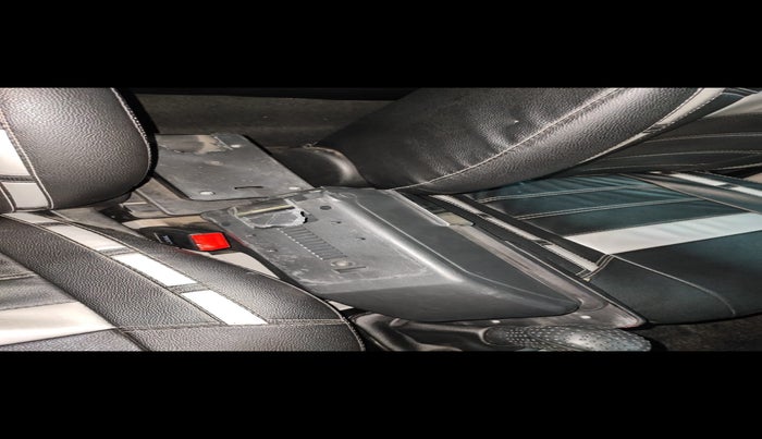 2018 Tata Tiago XZ 1.2 REVOTRON, Petrol, Manual, 54,755 km, Driver seat - Armrest has miinor damage
