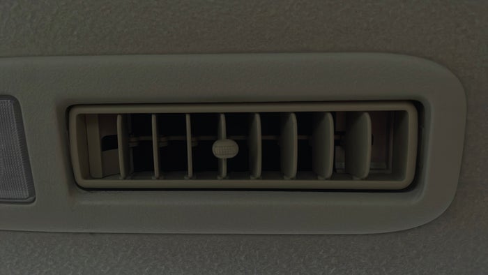 MITSUBISHI PAJERO-Rear AC Vents