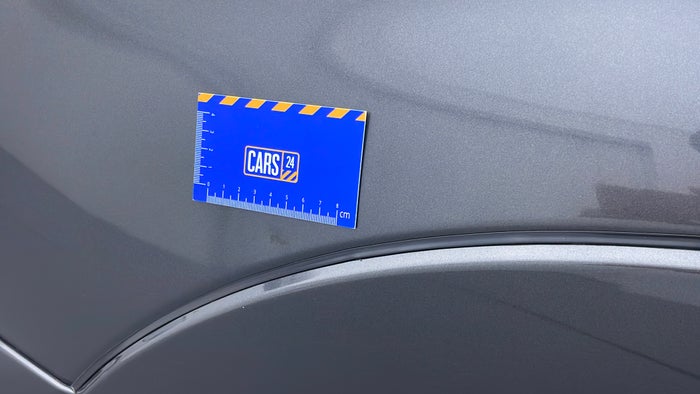 MITSUBISHI PAJERO-Fender RHS Dent