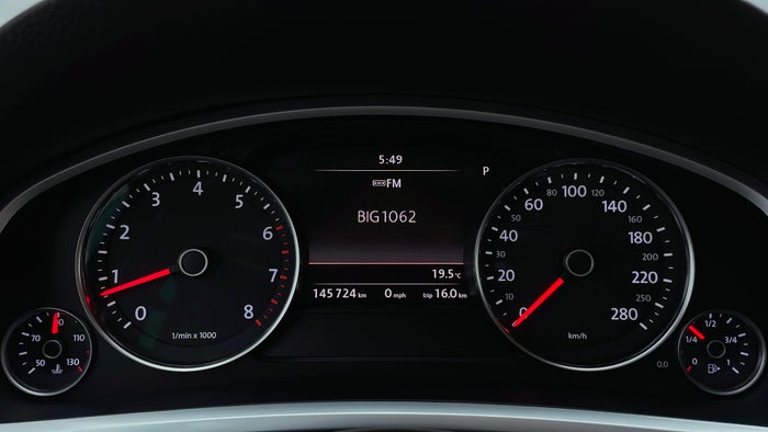VOLKSWAGEN TOUAREG-Odometer View