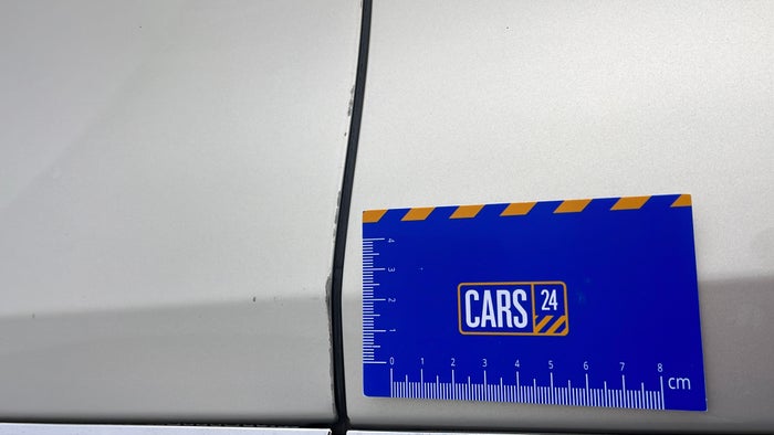 VOLKSWAGEN TOUAREG-Door Exterior LHS Front Scratch