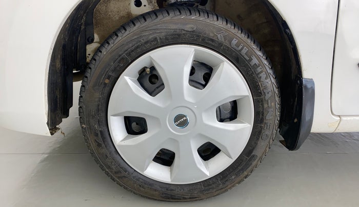 2017 Maruti Wagon R 1.0 VXI, Petrol, Manual, 29,049 km, Left Front Wheel
