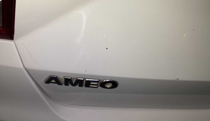 2017 Volkswagen Ameo HIGHLINE 1.2, Petrol, Manual, 56,769 km, Dicky (Boot door) - Minor scratches