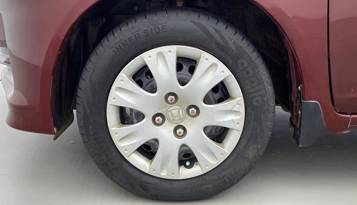 2014 Honda Amaze 1.2 SMT I VTEC, Petrol, Manual, 63,154 km, Left Front Wheel