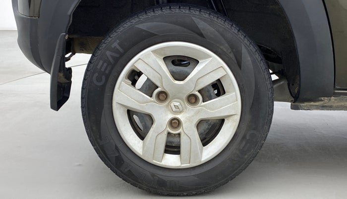 2015 Renault Kwid RXT, Petrol, Manual, 34,746 km, Right Rear Wheel