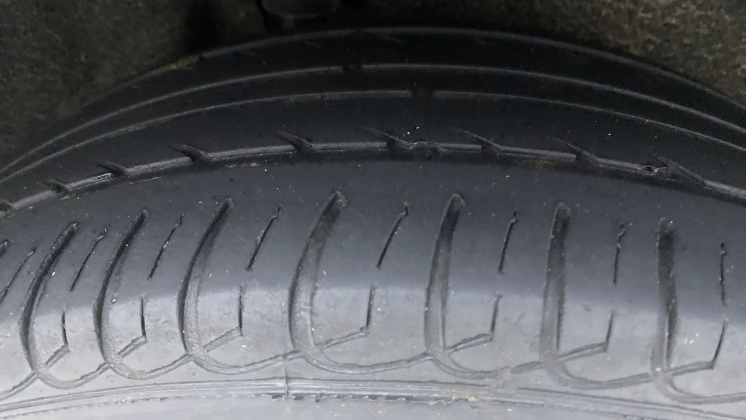 Right Rear Tyre Tread