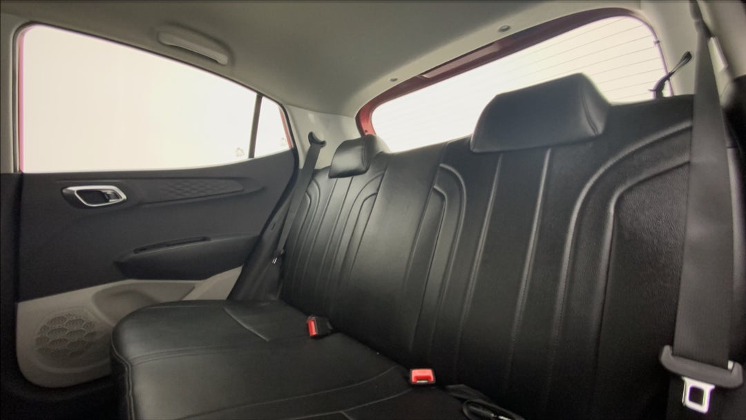 Right Side Rear Door Cabin