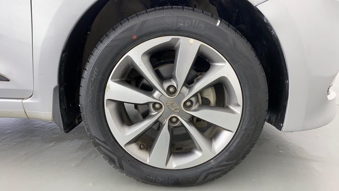 Right Front Wheel