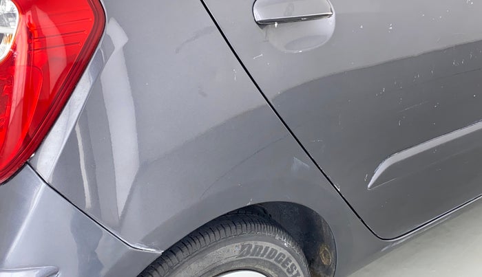 2011 Hyundai i10 SPORTZ 1.2 AT, Petrol, Automatic, 18,495 km, Right quarter panel - Slightly dented