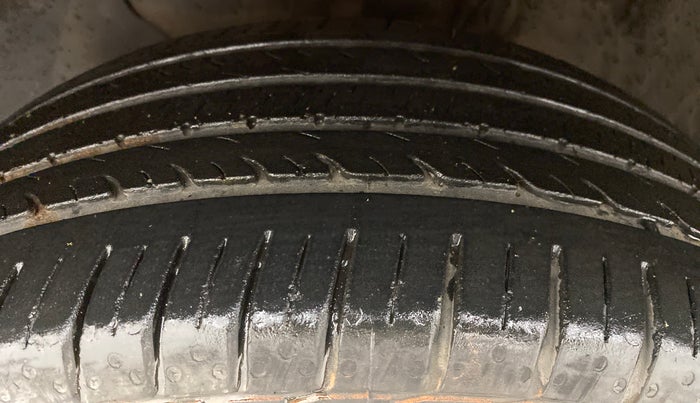 2018 Hyundai Elite i20 ASTA 1.2 (O), Petrol, Manual, 24,988 km, Left Front Tyre Tread