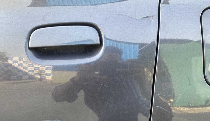 2018 Maruti Alto 800 VXI, Petrol, Manual, 24,332 km, Rear left door - Minor scratches