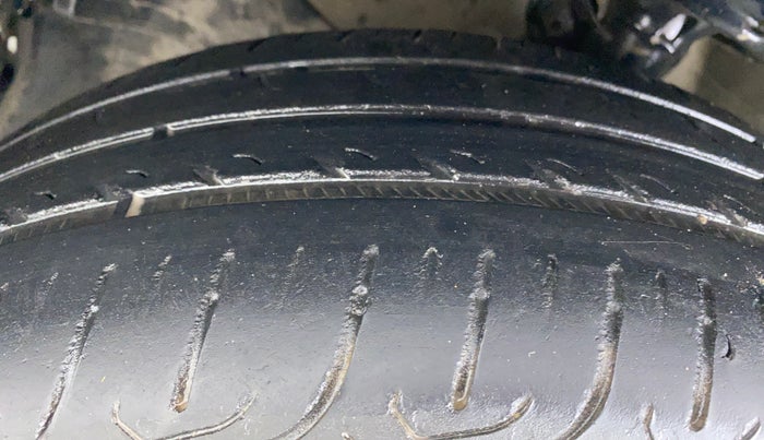 2013 Honda City S MT PETROL, Petrol, Manual, 96,271 km, Left Front Tyre Tread