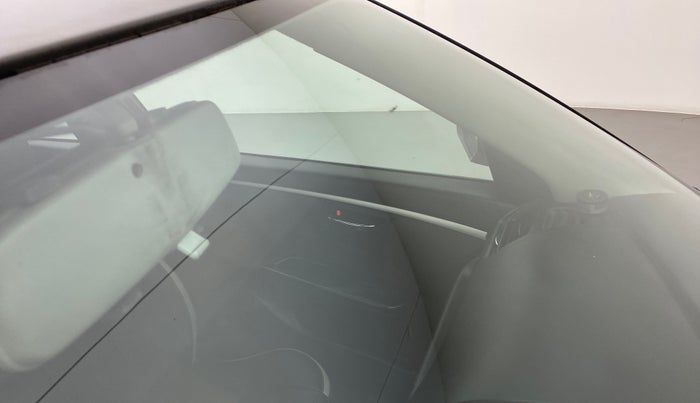 2012 Maruti Swift VDI, Diesel, Manual, 67,656 km, Front windshield - Minor spot on windshield