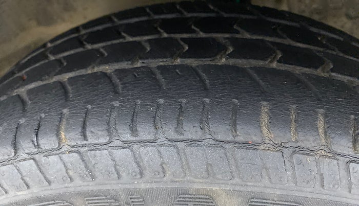 2017 Maruti Alto K10 VXI (O), Petrol, Manual, 42,259 km, Left Front Tyre Tread