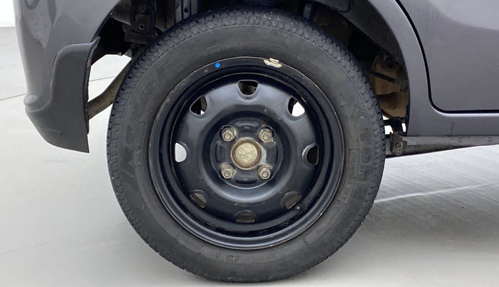 2017 Maruti Alto K10 VXI (O), Petrol, Manual, 42,259 km, Right Rear Wheel