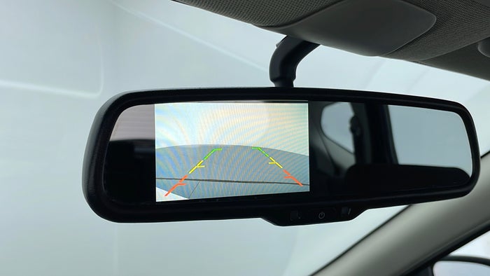 TOYOTA RUSH-IRVM Mounted Reverse Camera