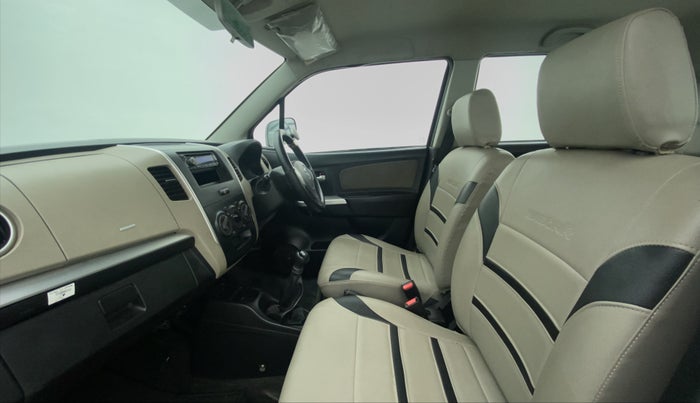 2014 Maruti Wagon R 1.0 LXI, Petrol, Manual, 33,016 km, Right Side Front Door Cabin