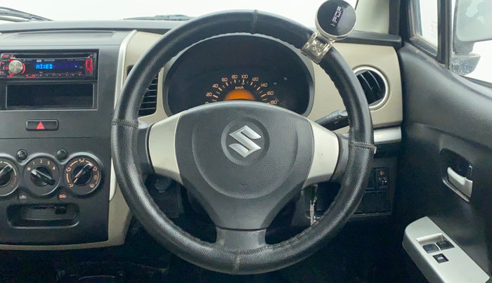 2014 Maruti Wagon R 1.0 LXI, Petrol, Manual, 33,016 km, Steering Wheel Close Up