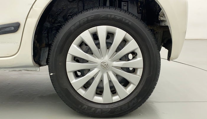 2015 Toyota Etios Liva G, Petrol, Manual, 96,553 km, Left Rear Wheel
