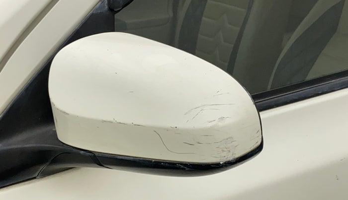 2015 Toyota Etios Liva G, Petrol, Manual, 96,553 km, Left rear-view mirror - Minor scratches