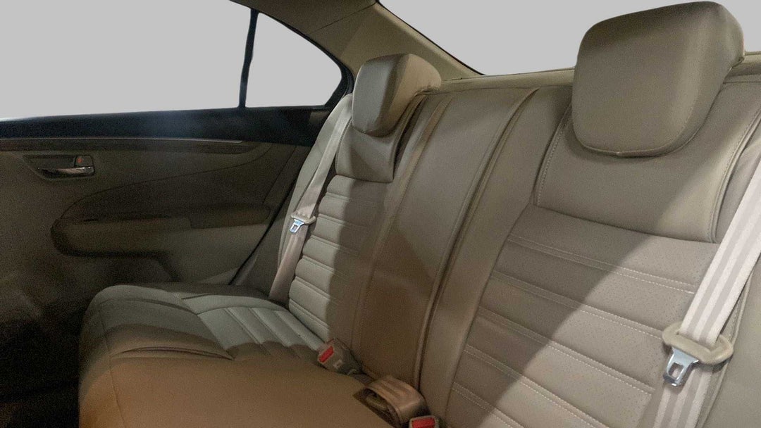Right Side Rear Door Cabin