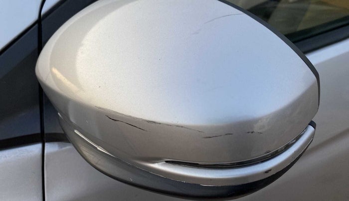 2016 Honda City V MT PETROL, Petrol, Manual, 51,618 km, Left rear-view mirror - Minor scratches