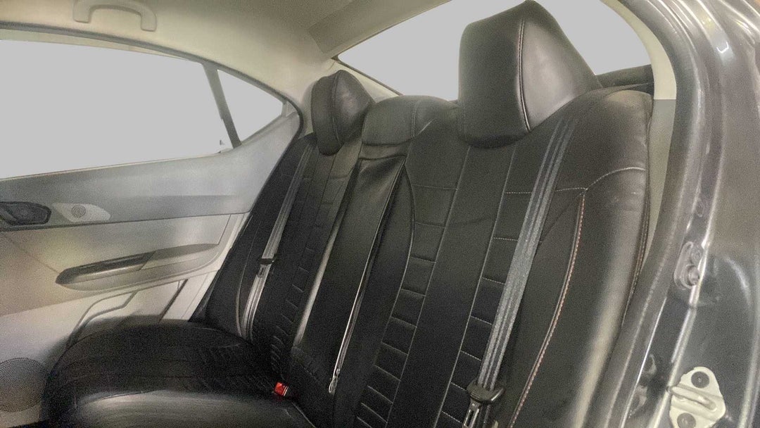 Right Side Rear Door Cabin
